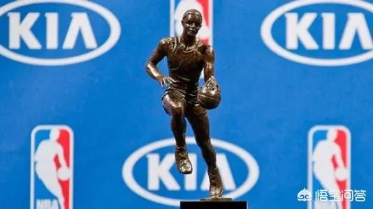 哈登晃倒韦斯利约翰逊数米远，等他站起来再投进三分，什么水平？