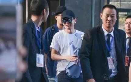 张杰在结婚纪念日宣布谢娜怀孕，是不是表明了他非常珍惜这段感情？