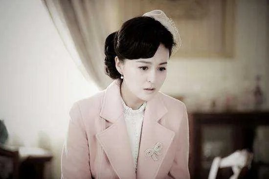 关露萍丁默群结局