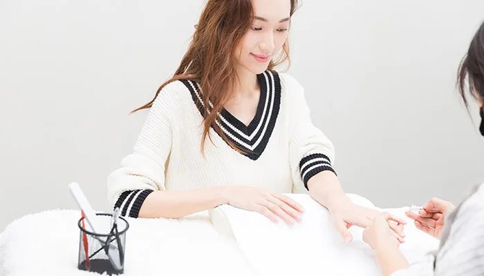 美甲封层怎么涂 美甲封层的作用