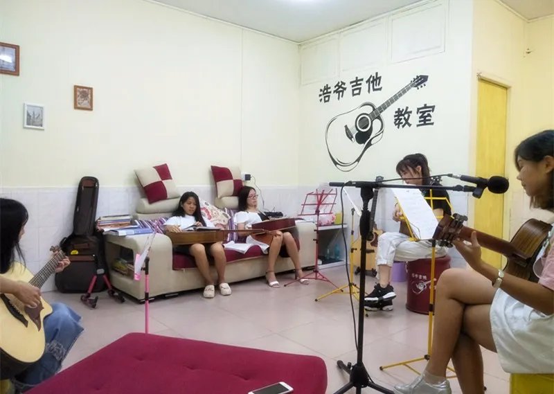 深圳哪里学吉他比较好？