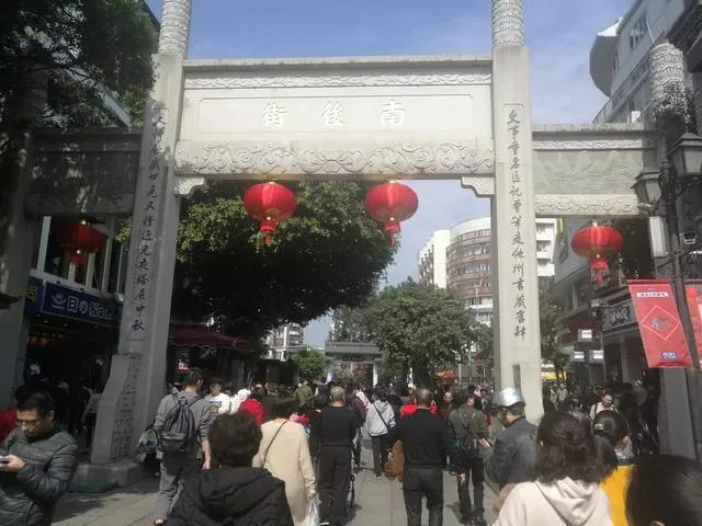 华东五市旅游都有什么推荐的景点和旅游线路。谢谢？