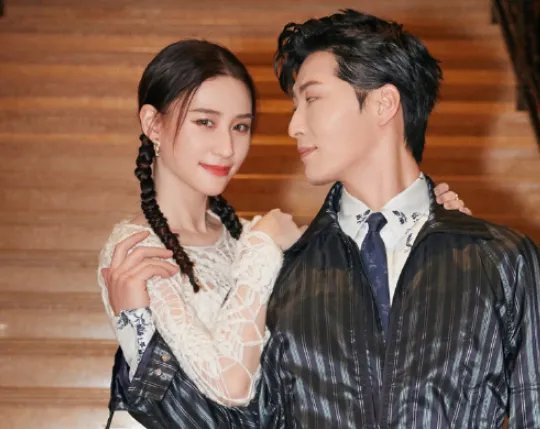 何超莲和窦骁迟迟不结婚，网友吐槽两人早晚要分，何超莲是如何霸气回怼的？