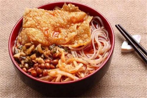 肯德基正式开卖螺蛳粉，充满异味的肯德基你还会进么？