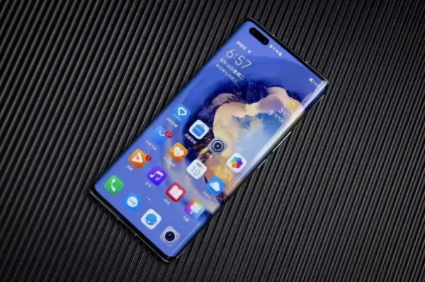 女子锁屏和支付密码全是6个0，被盗19万！嫌犯是如何获取密码的？