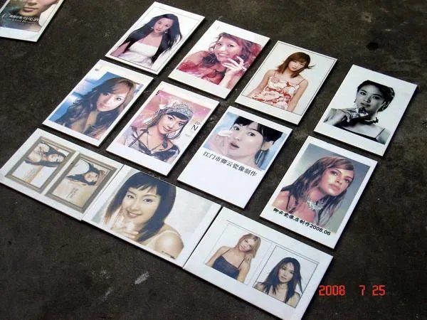 你制作的瓷像多少钱啊？