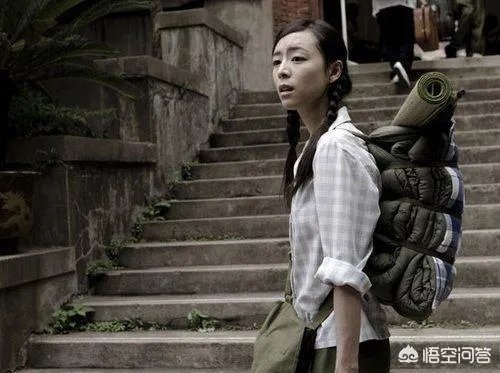 曾经在娱乐圈中红极一时的女明星张静初。为什么惨遭雪藏?