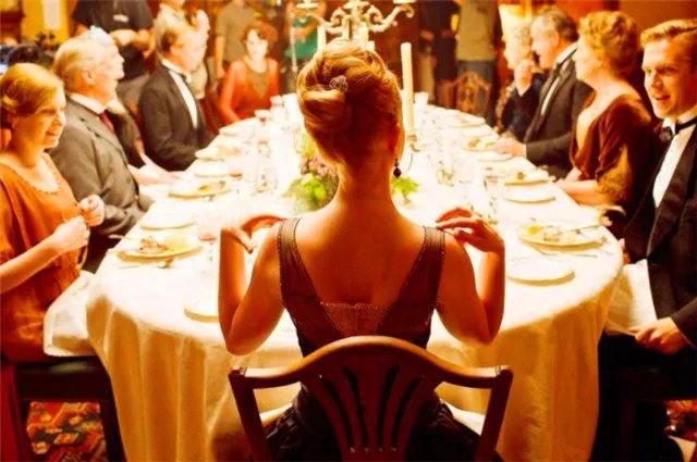 如果一次礼仪课2688元,你值得吗?