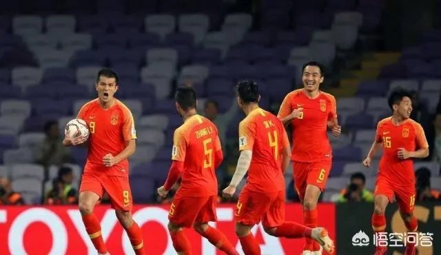 亚洲杯比赛，中国队能踢赢伊朗吗？