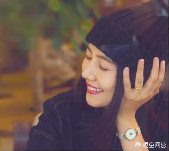 迪丽热巴、杨幂、高圆圆，明星偶遇风，到底谁的颜值经得住考验？