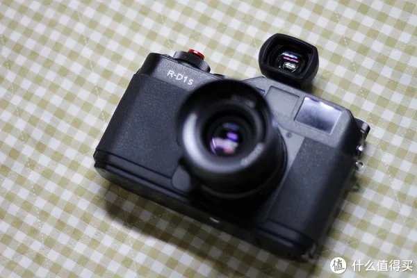 全球首款数码旁轴相机：EPSON 爱普生 R-D1s