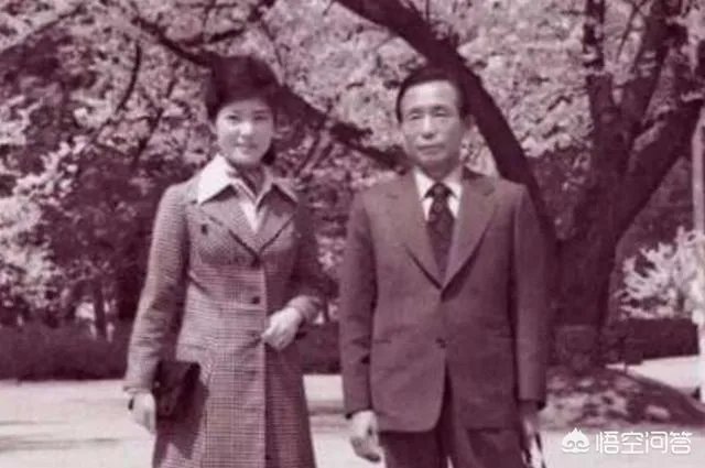 朴槿惠和文在寅对待日本态度为何截然不同?