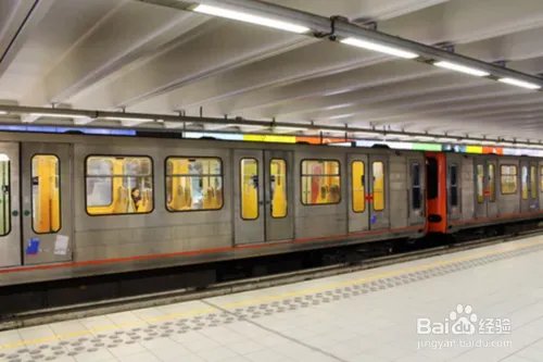 上海地铁乘客身亡 乘坐地铁应注意什么