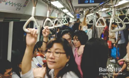 上海地铁乘客身亡 乘坐地铁应注意什么