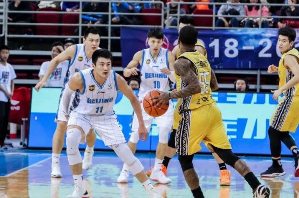 北京首钢男篮队员名单