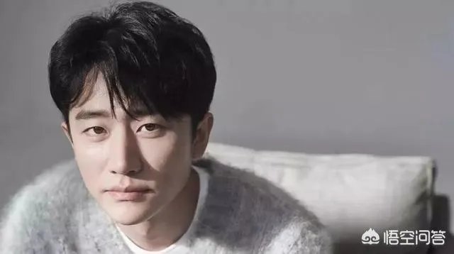 黄轩拍了很多大导演的电影为什么粉丝量还是那么少？