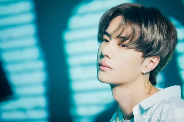 王一博数字单曲销售总额破亿，为何却收获了一片嘲讽？