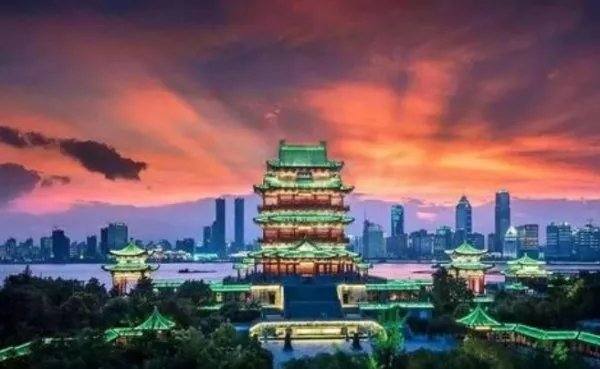 鄱广东粤语怎么读？