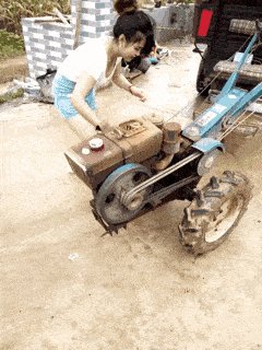 深田老师又放福利了？动图 胸肌大摇起来肯定有劲！