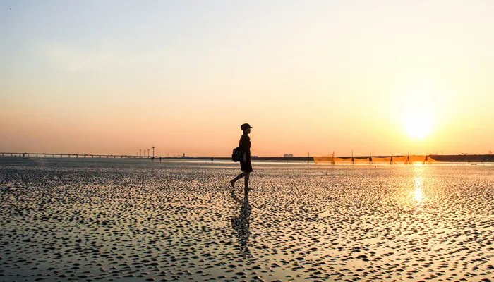 勇往直前是什么意思 乘风破浪勇往直前是什么意思