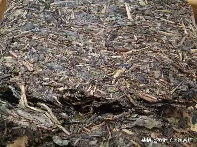 各位觉得湘益的黑茶跟中茶黑茶比哪个好？