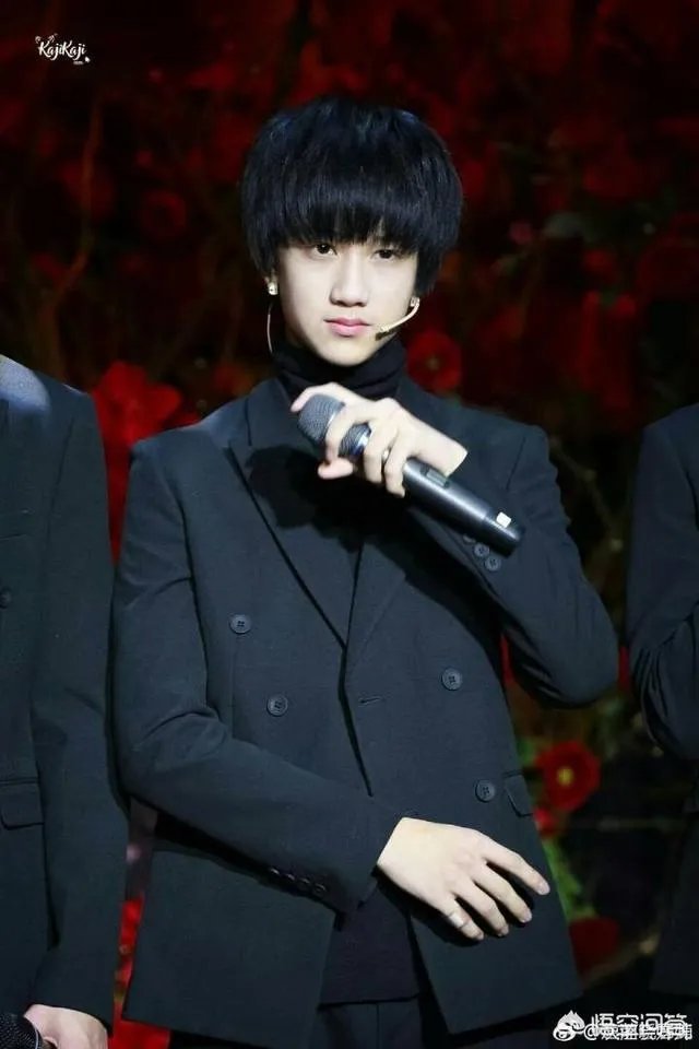 如何评价敖子逸？