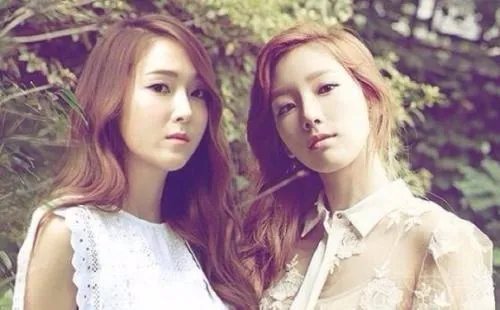 你知道郑秀妍退团的原因是什么吗？