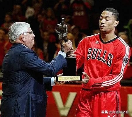 罗斯22岁MVP，科比谢幕战60分，乔丹35岁夺冠，詹姆斯连续8年总决赛，哪个最难完成？