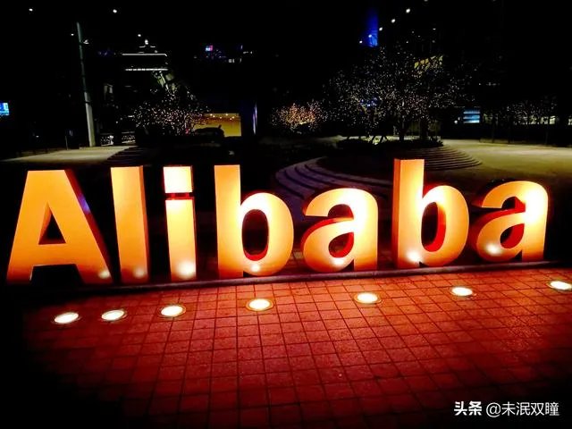 蒋凡伤害原配，却向同事道歉，你觉得他怎么考虑的？