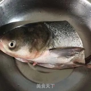 红烧鱼头