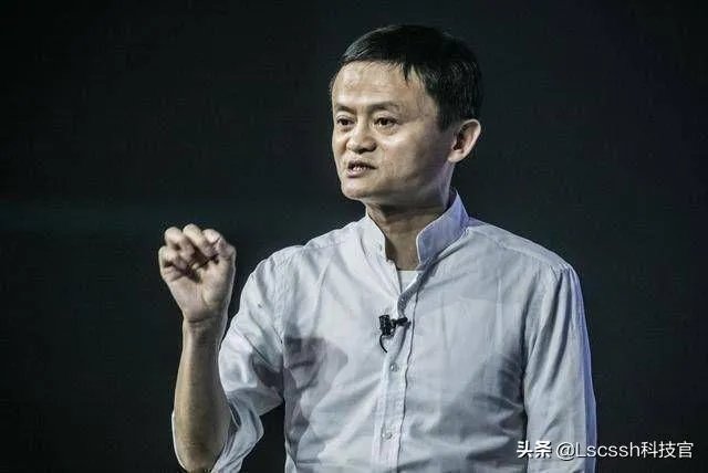 为什么感觉现在网上很多人开始踩马云？