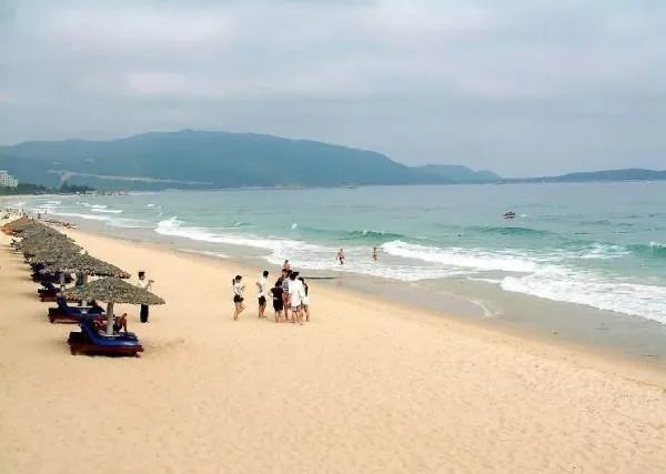 大连市西中岛好玩吗？