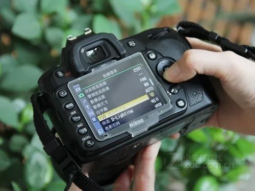 超低价格中端单反 尼康D90套机5199元