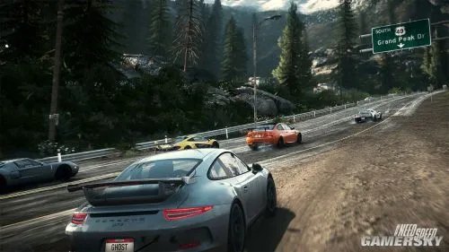 《极品飞车18：宿敌》中文豪华破解版下载发布