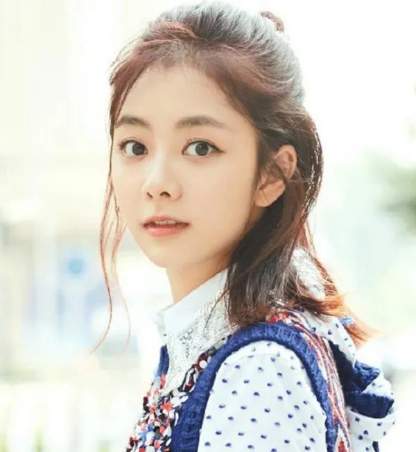 张雨剑当爹后，谭松韵也被传离婚了，该消息是否属实？