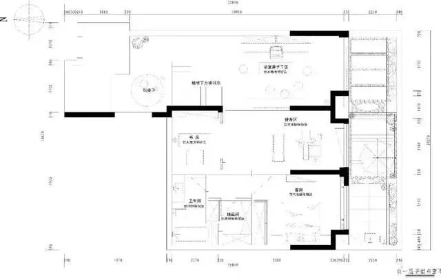 180㎡带庭院的中式原木风,客厅背景墙太美了!