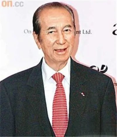 何鸿燊大梁安琪39岁 如何使四太怀孕的