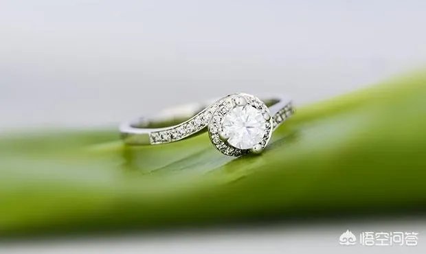 结婚钻石对戒该怎么选？
