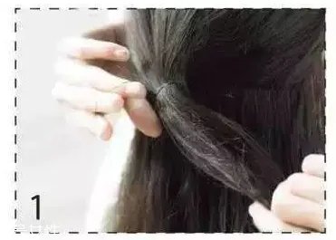 卷发扎什么发型好看 长卷发扎法教程