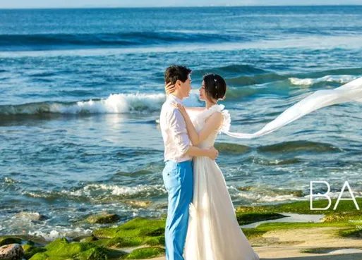 婚纱照一套多少钱