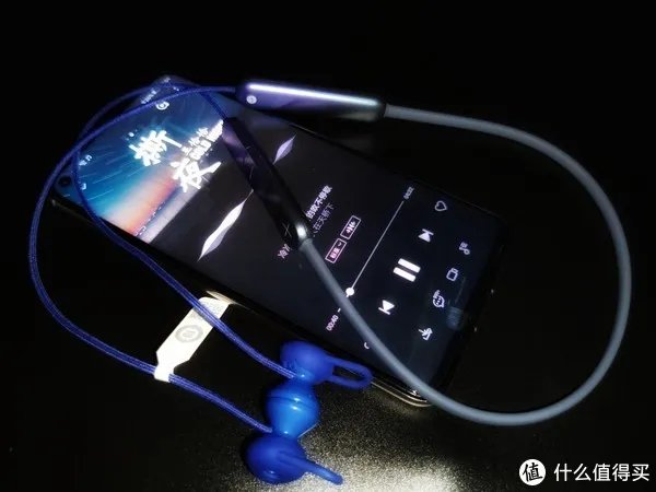 李现同款“荣耀xSport PRO蓝牙耳机”上手，这也忒好看了吧！