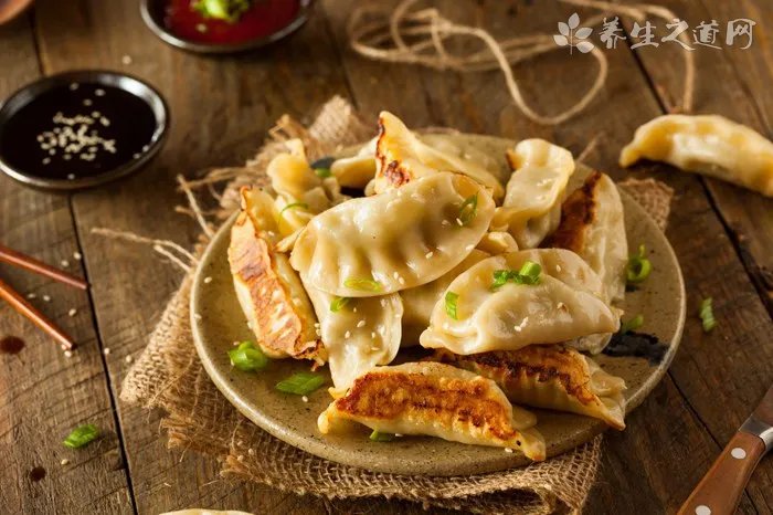 小猫拉稀绿色水状