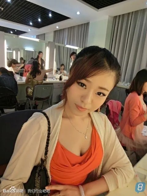 我们来约会吧的朱时慧的图片