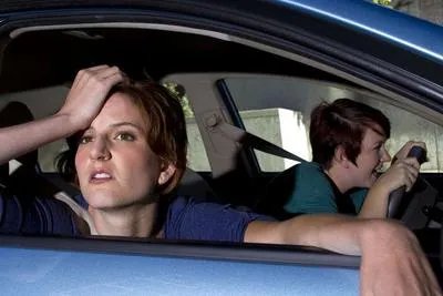 车内一氧化碳中毒怎么办  车里一氧化碳中毒的解决方法