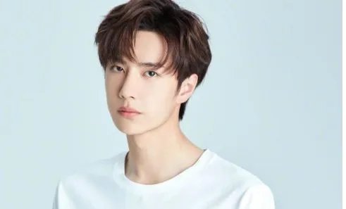 王一博是因为家境好才去韩国当练习生吗？