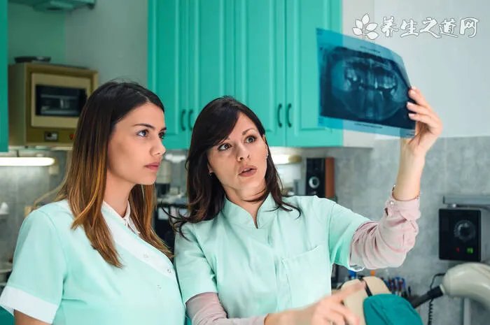 【狗狗常见皮肤病】杜宾犬得了皮肤病怎么办?