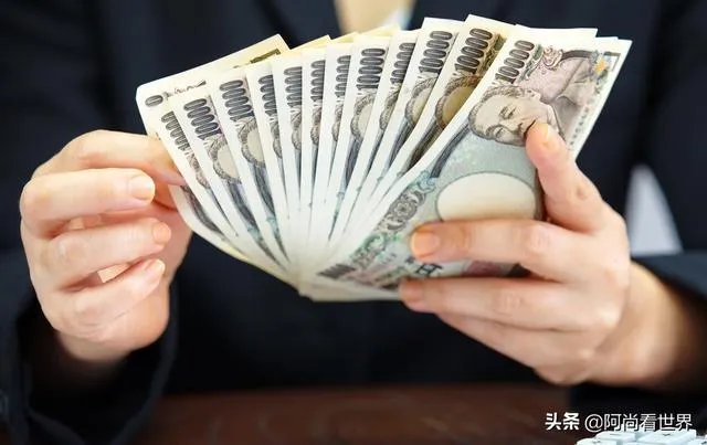 10年后，1万元人民币相当于现在多少钱？