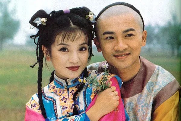 苏有朋和赵薇的最新消息 为什么会为了赵薇哭