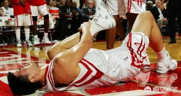 朱婷的手腕为什么会受伤？会像姚明、刘翔一样可惜了运动生涯吗？