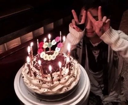 【图】伊能静为子庆生KTV狂欢 哈林未现身捧场